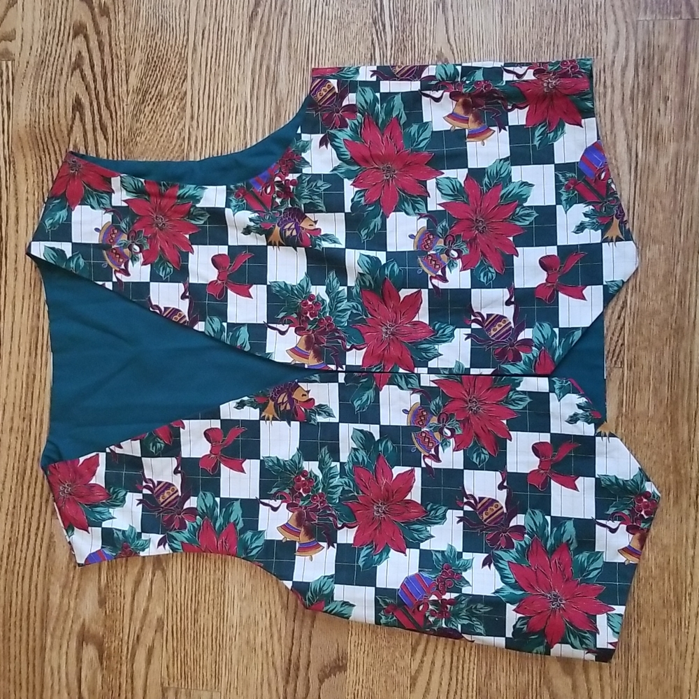 (L) Handmade Holiday Checkered Floral Poinsettia Print Vest